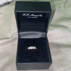 3 Stone Diamond Ring